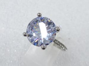 クリスタル　指輪(12号)